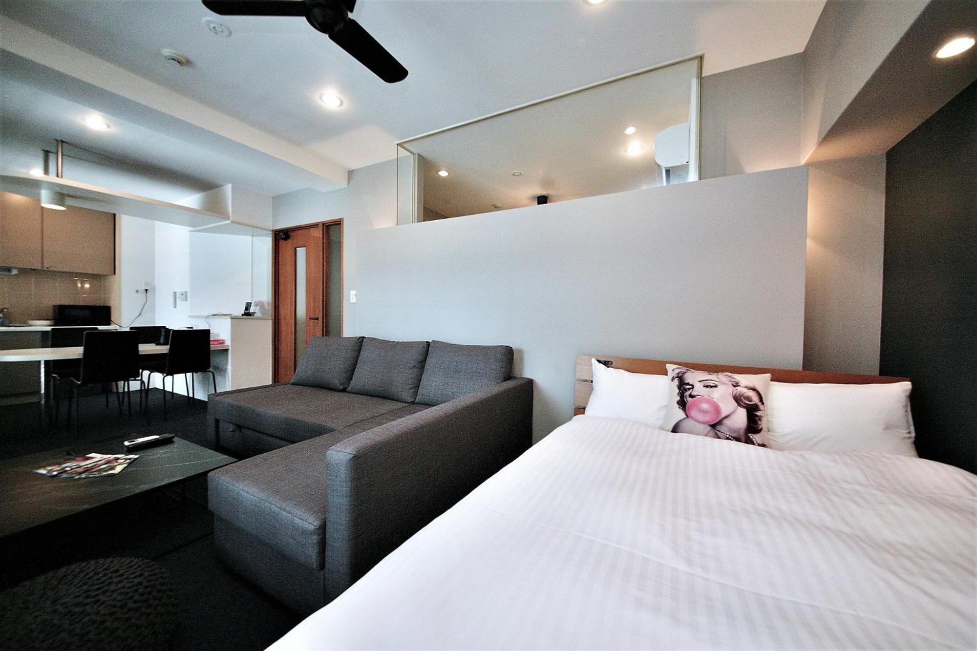 Zonk Hotel Nakasu Fukuoka  Zewnętrze zdjęcie